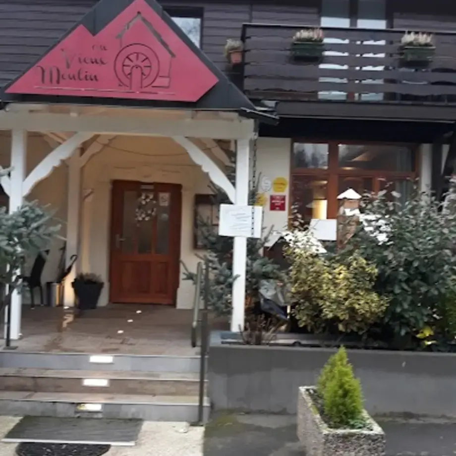 Au Vieux Moulin Au Vieux Moulin