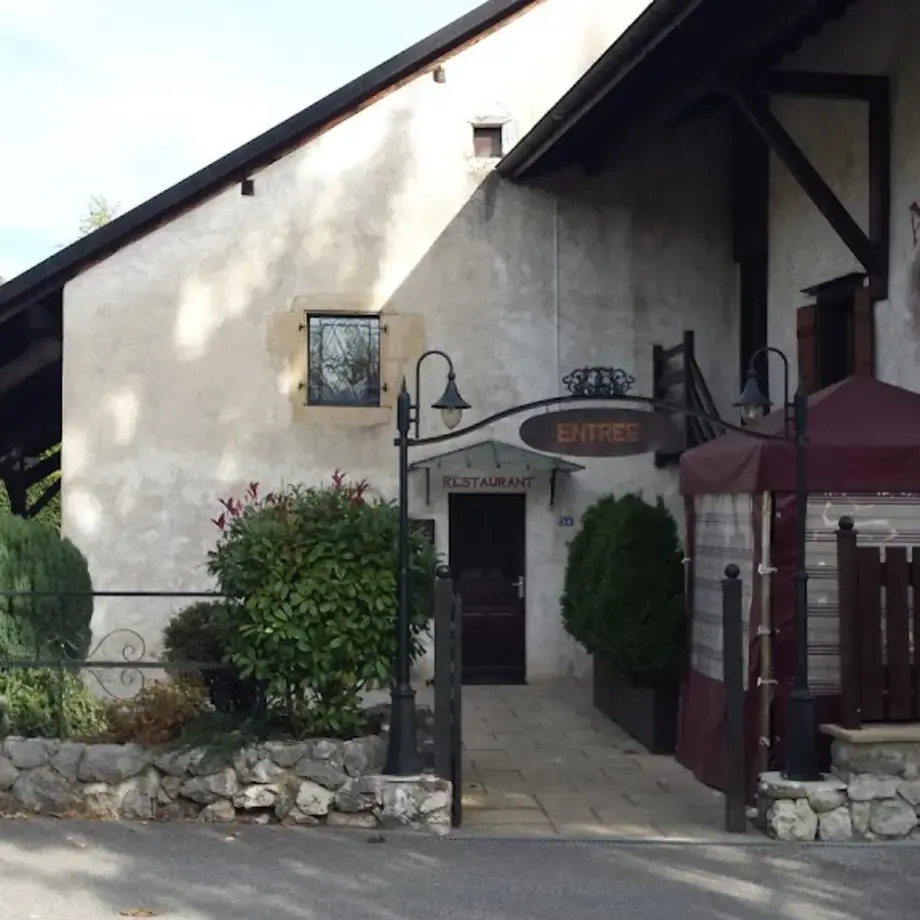 Auberge de Grilly Auberge de Grilly