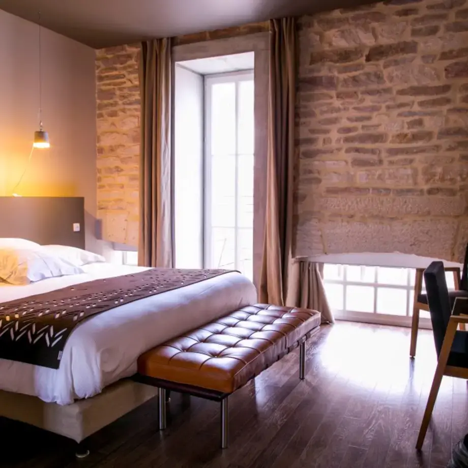 Aux Terrasses - Hôtel Restaurant Tournus Aux Terrasses - Hôtel Restaurant Tournus