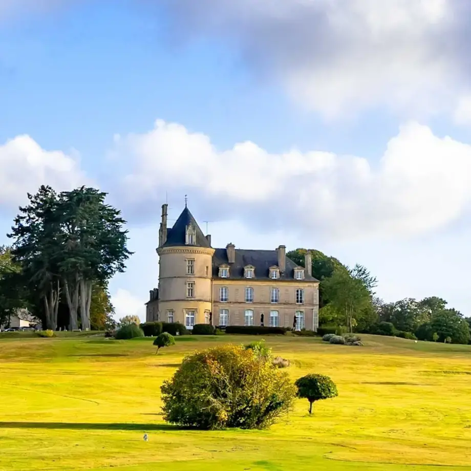 Château de Boisgelin - Hôtel & Restaurant Mathieu Kergourlay Château de Boisgelin - Hôtel & Restaurant Mathieu Kergourlay