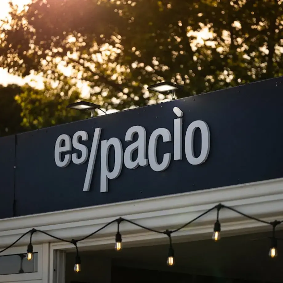 es/pacio es/pacio