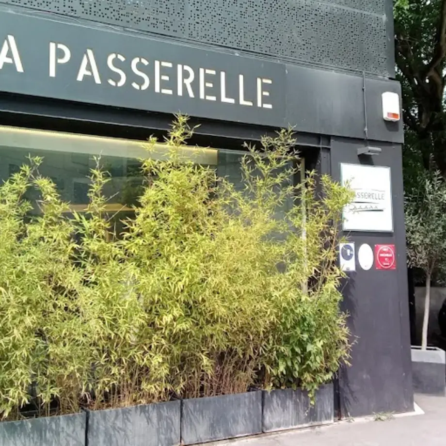 La Passerelle La Passerelle