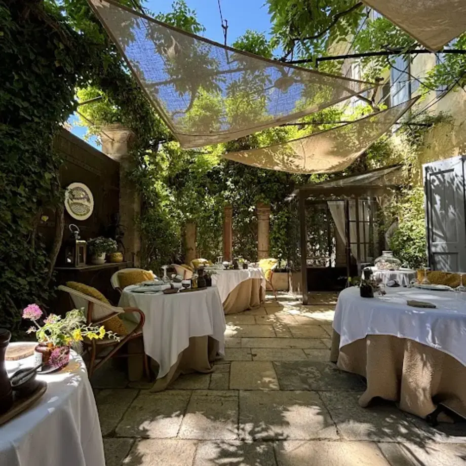 La Petite Maison de Cucuron La Petite Maison de Cucuron