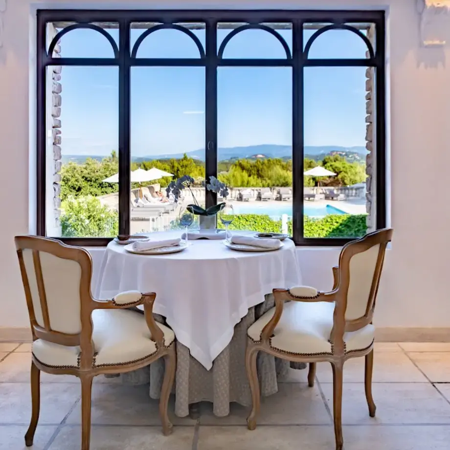 La Table de Xavier MATHIEU La Table de Xavier MATHIEU