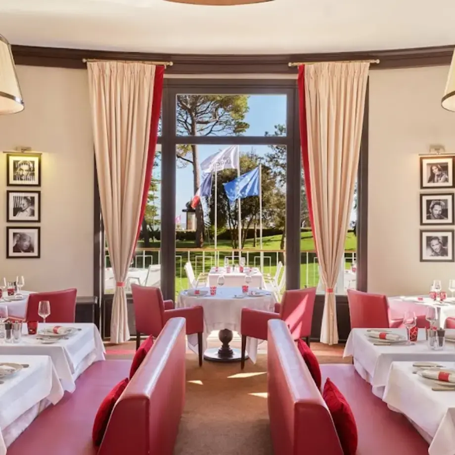 Le Fouquet’s Le Fouquet’s