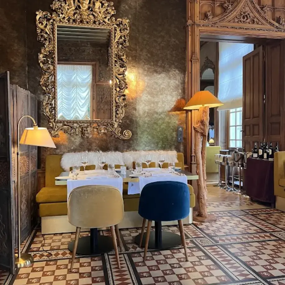 Le &quot;M&quot; des Avenières