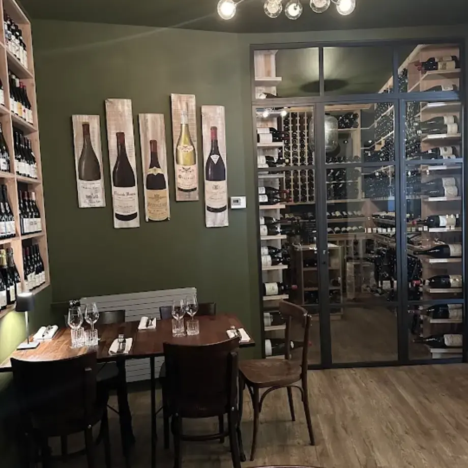 Les Bouteilles Les Bouteilles