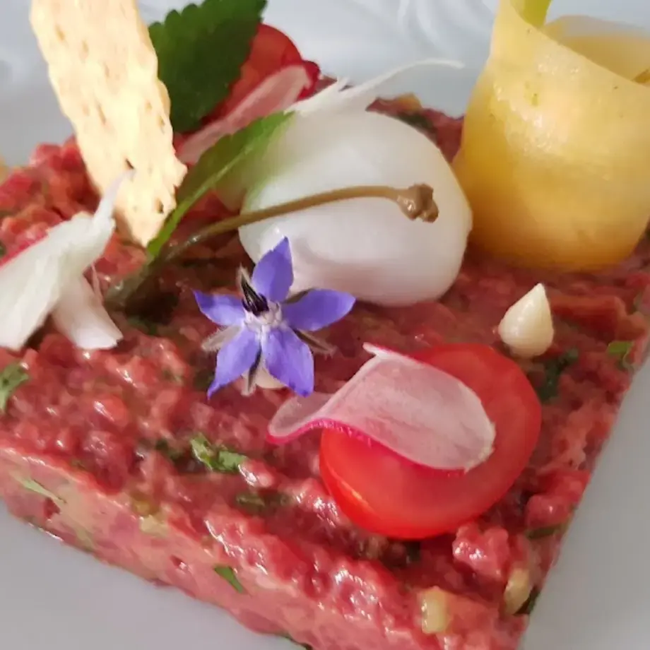 LOGIS HOTEL ET RESTAURANT MAISON DE LAVELINE LOGIS HOTEL ET RESTAURANT MAISON DE LAVELINE