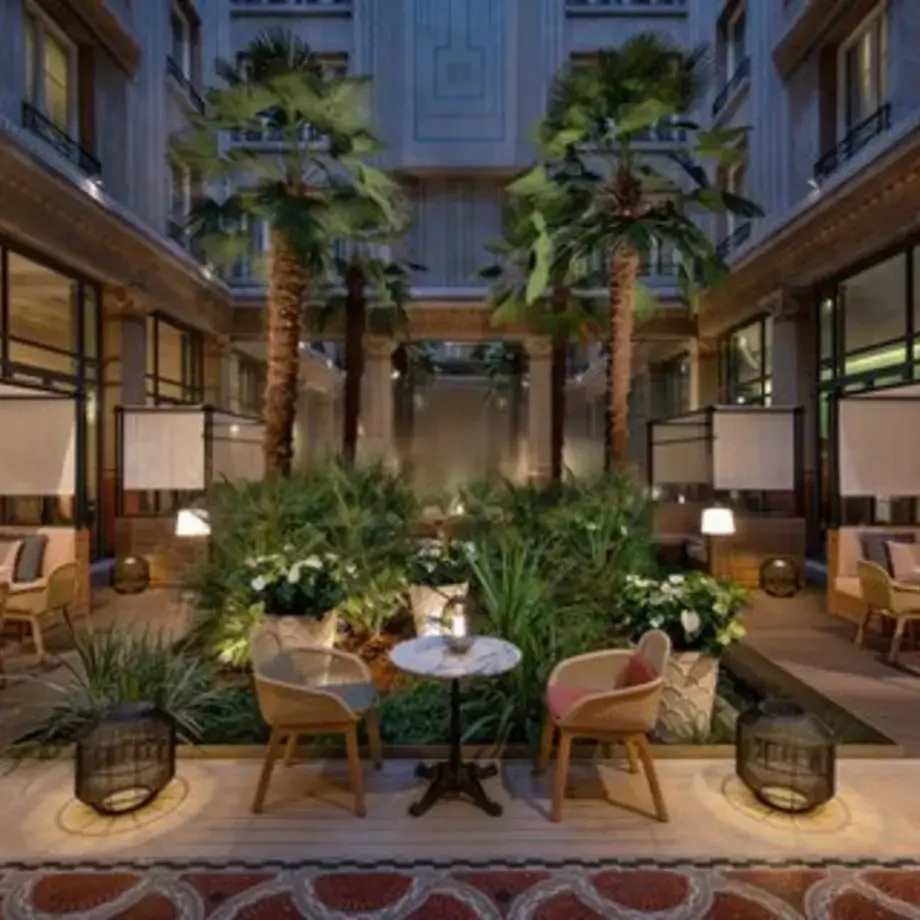 Prince de Galles, a Luxury Collection Hotel, Paris Prince de Galles, a Luxury Collection Hotel, Paris