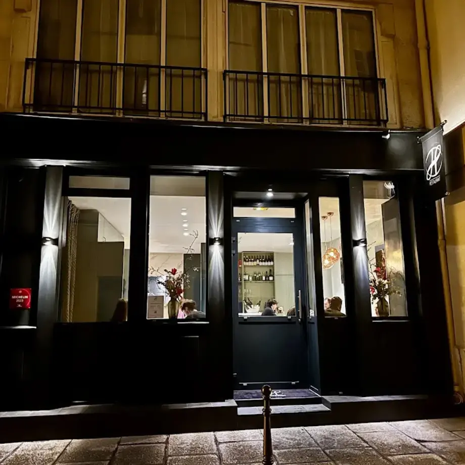 Restaurant H Restaurant H