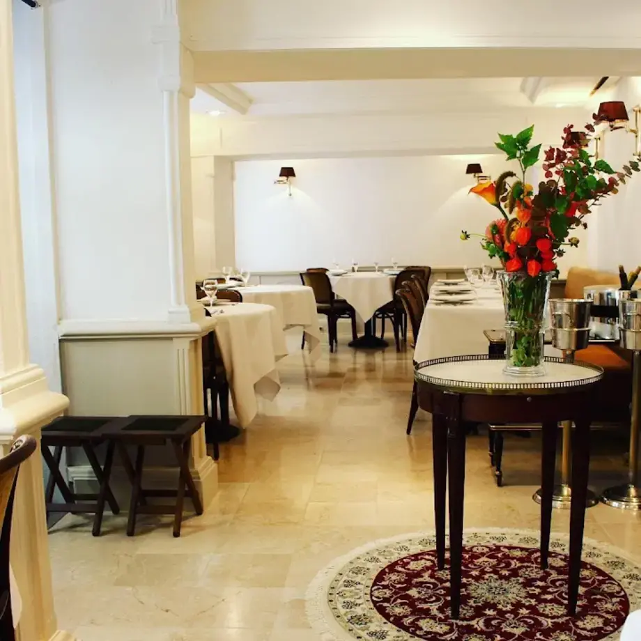 Restaurant L'inconnu par Koji HIGAKI Restaurant L'inconnu par Koji HIGAKI