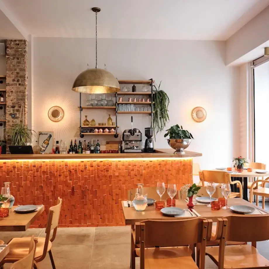 Sama bistro