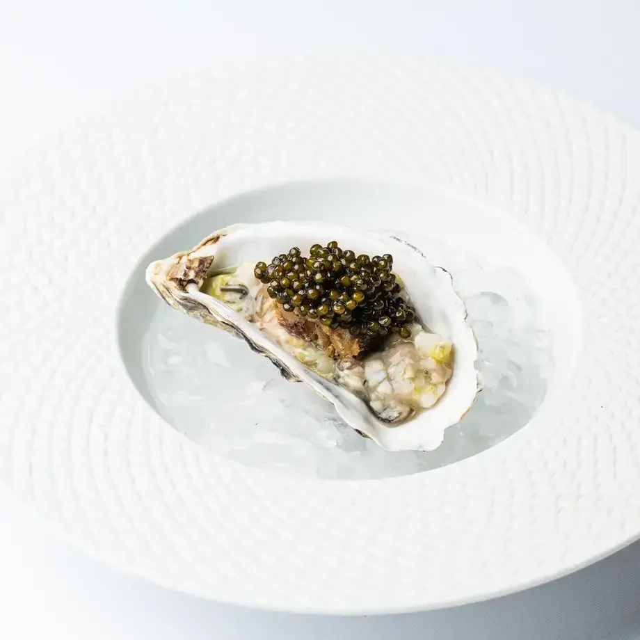 Huître, cochon et caviar