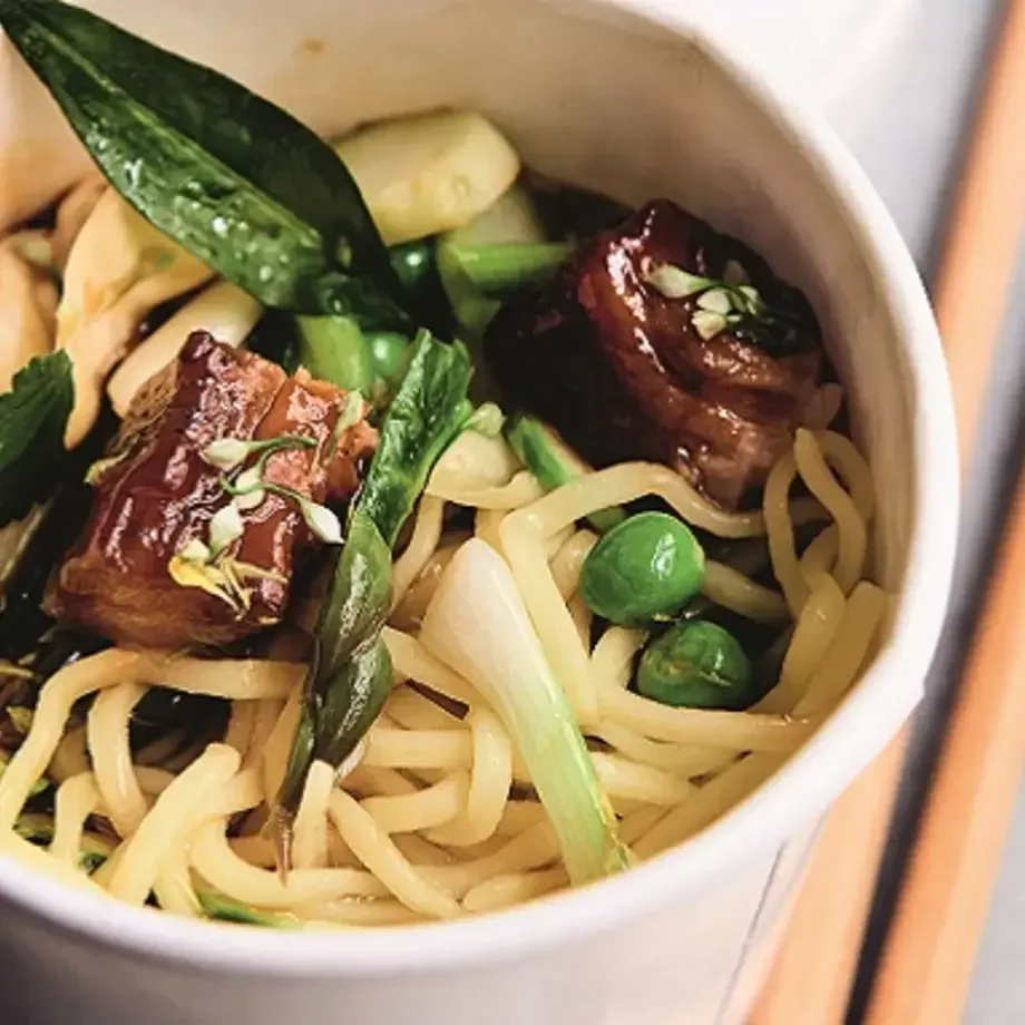 Recette de ramen au porc caramélisé de William Ledeuil