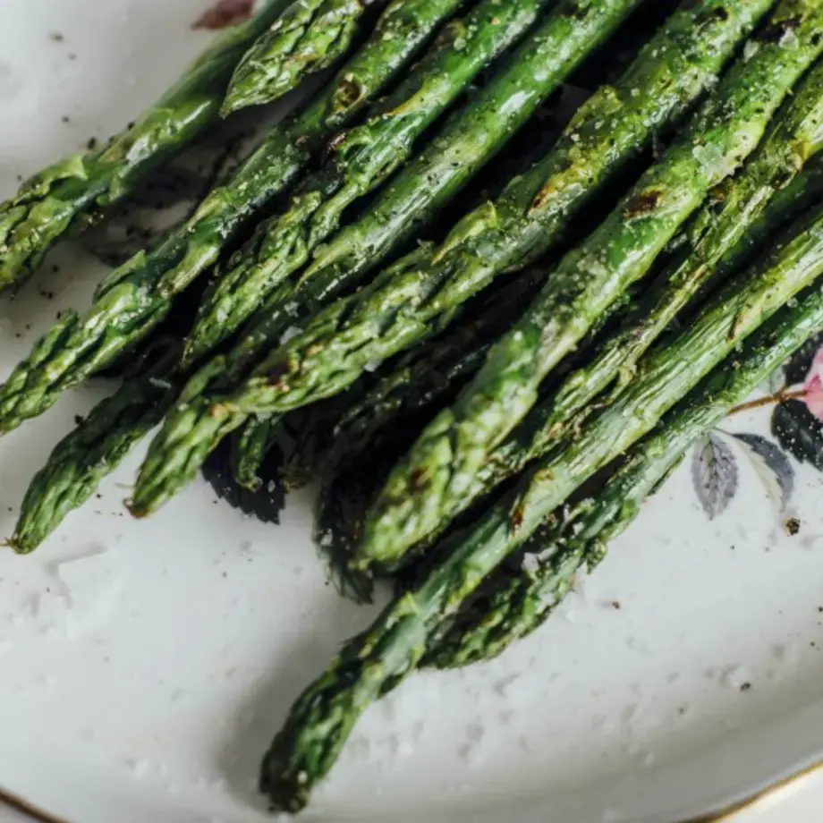 Recette : Poêlée d’asperges vertes au beurre