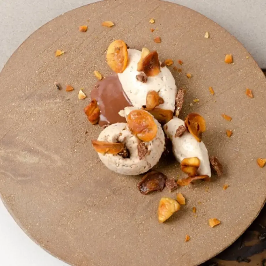 Crème de marron d’Ardèche, thé noir Lapsang Souchon fumé, châtaignes rôties de Jessica Préalpato