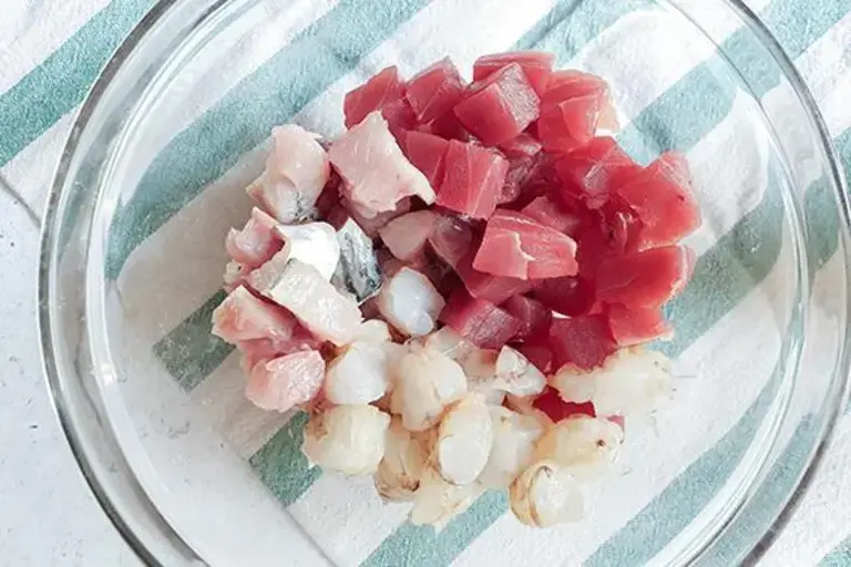 poisson en dés