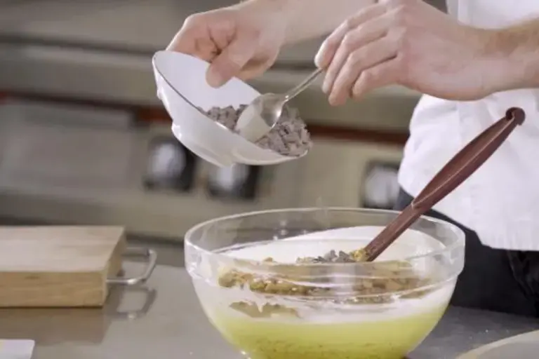 Gâteau de pain rassis - Why waste ?