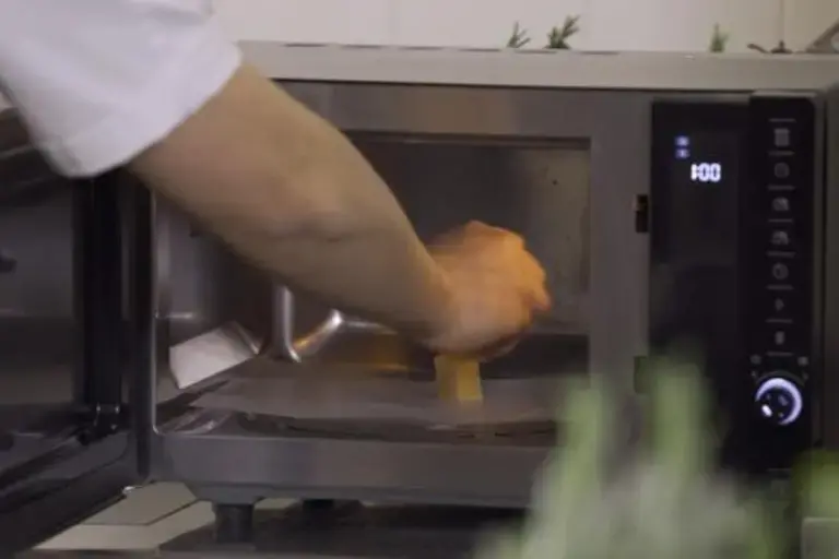 Placez au micro-ondes