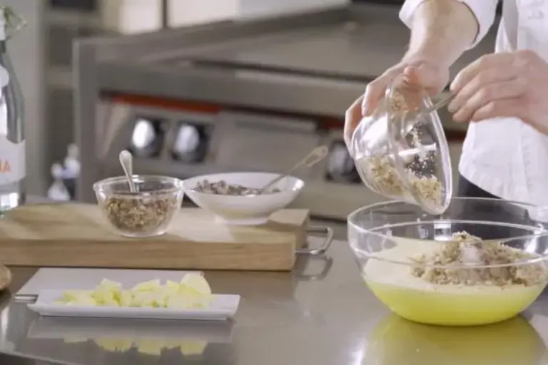 Gâteau de pain rassis - Why waste ?