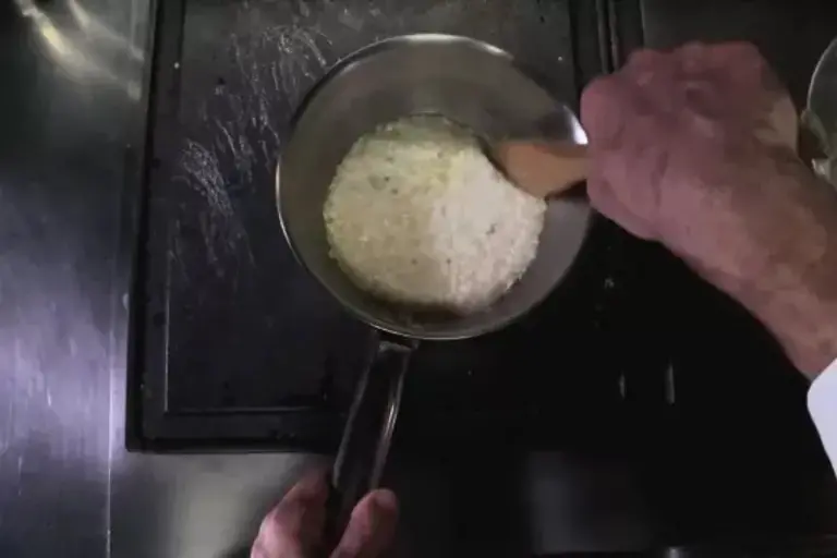 Risotto au parmesan - étape de préparation