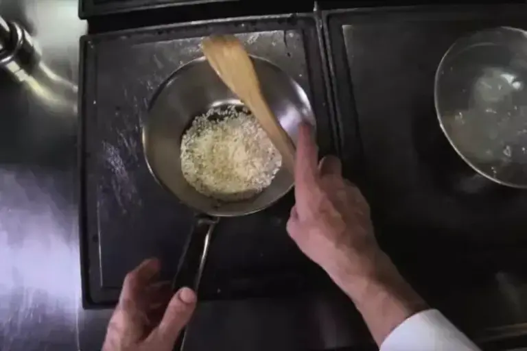 Risotto au parmesan - étape de préparation
