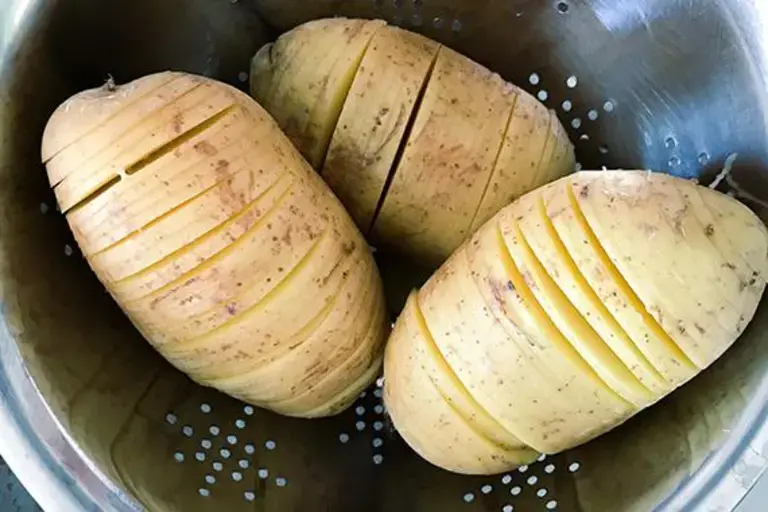 Pommes de terre Hasselback
