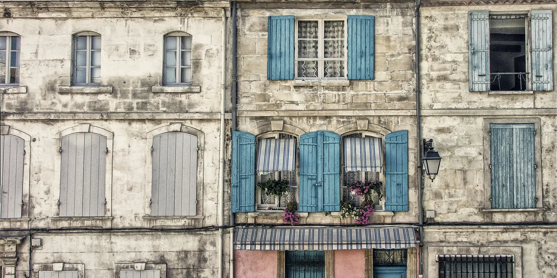 Arles