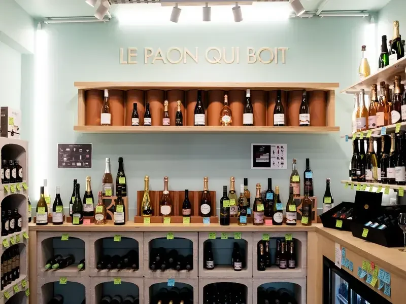 Le Paon Qui Boit : cave sans alcool à Paris