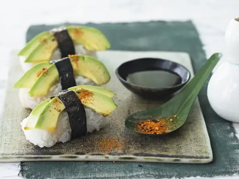 Recettes de sushis végétariens et végétaliens sans poissons