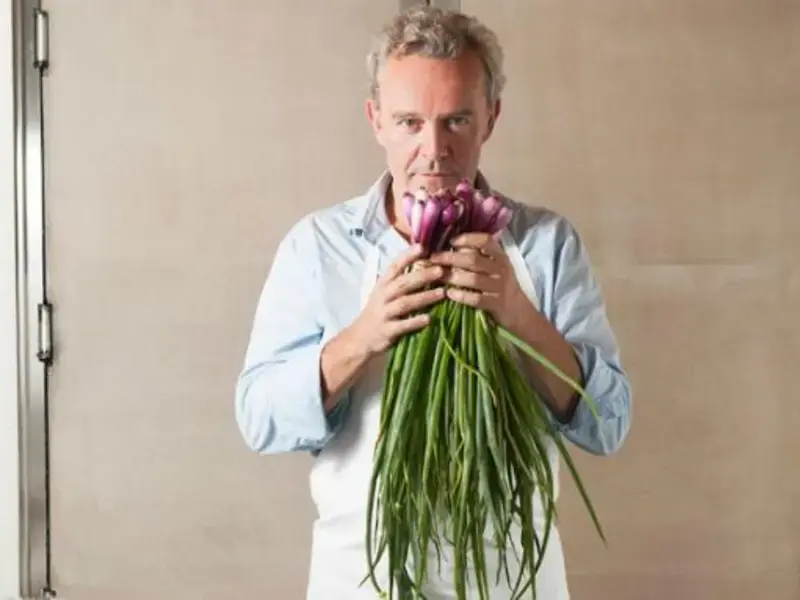 Alain Passard explique en vidéo comment bien cuisiner les légumes