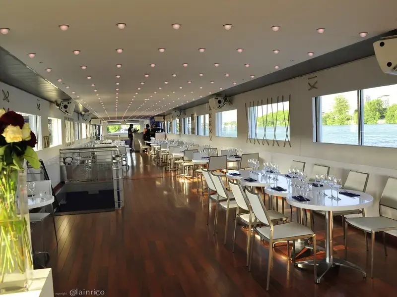 Restaurant sur une péniche à Lyon : nos bonnes adresses