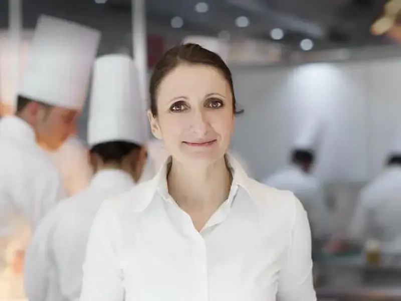S.Pellegrino Young Chef : Anne-Sophie Pic s'adresse aux jeunes chefs dans une vidéo