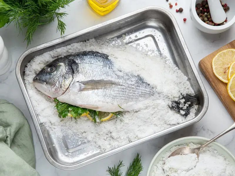 Poisson en croûte de sel - Fine Dining Lovers