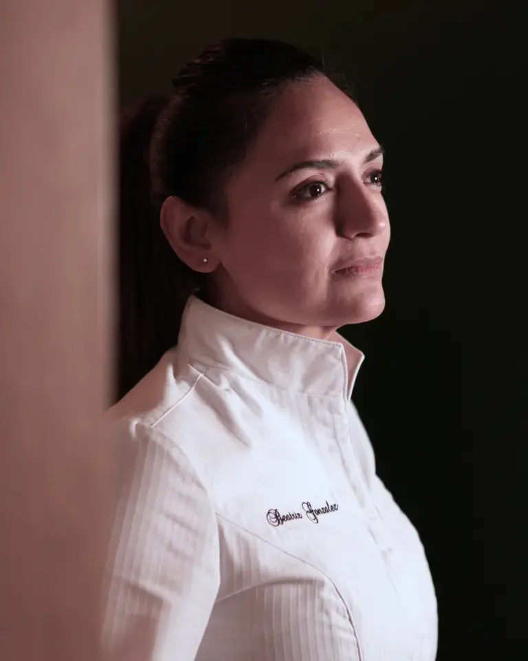 beatriz gonzalez street food paris