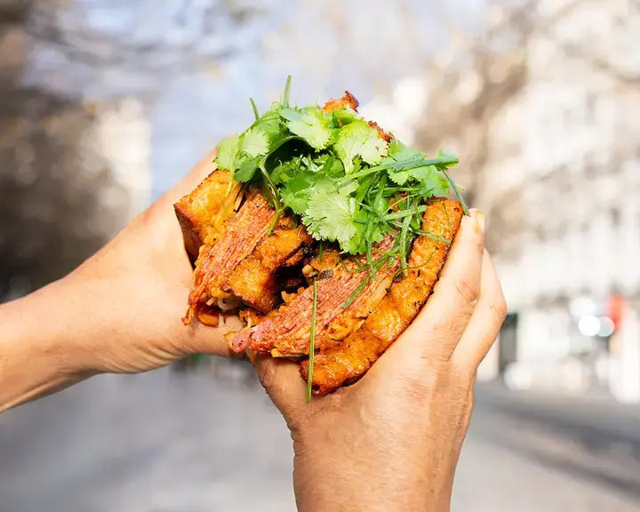 A Fine Collab Paris article