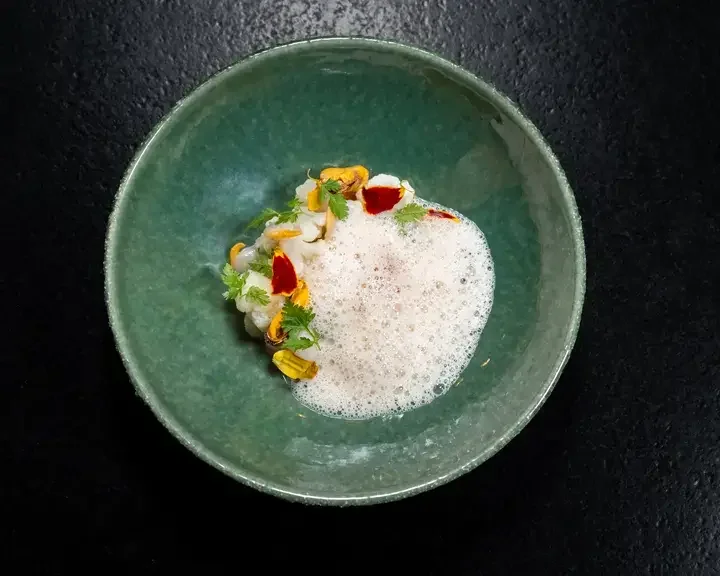 Œufs parfaits / Coquillages / Chou-fleur / Émulsion marinière de Beatriz Gonzalez