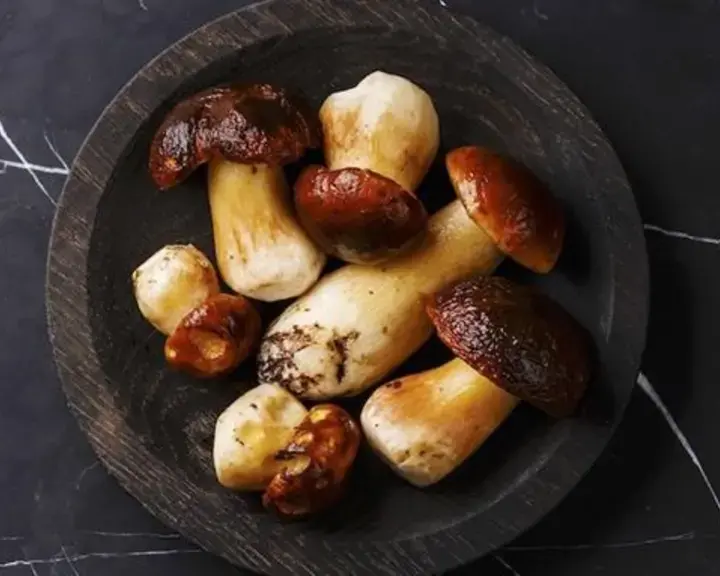 Peut-on laver les champignons ? Astuces et techniques