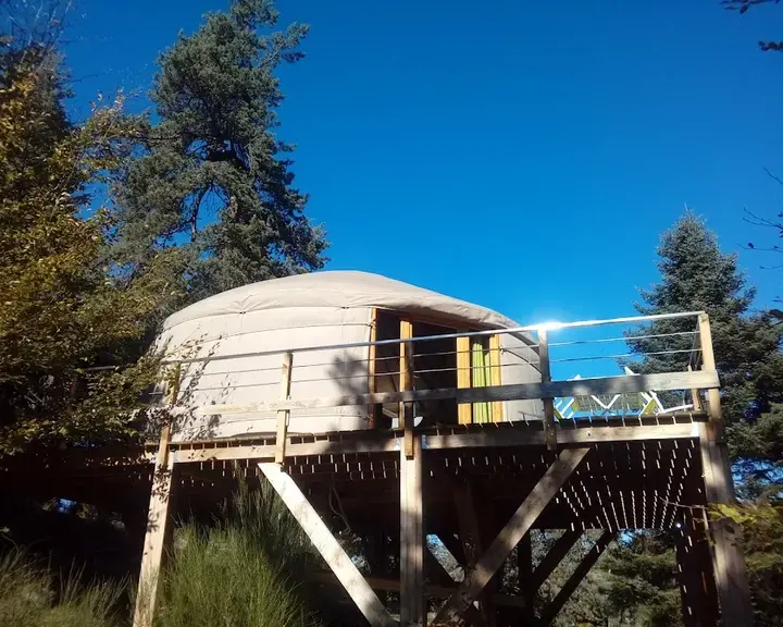 Les yourtes de larssialas Les yourtes de larssialas