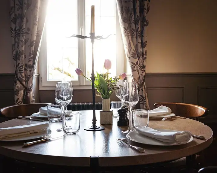 Restaurant La Table - Maison Lobies