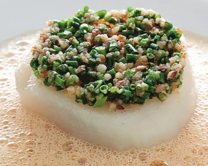 Frédéric Anton : la recette de ses Saint-Jacques aux pommes à cidre