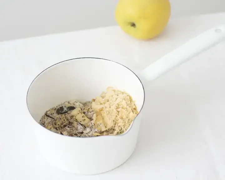 Pommes, céréales, yaourt de Romain Meder